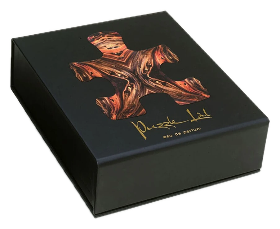 Puzzle Lal Eau de Parfum kutusu
