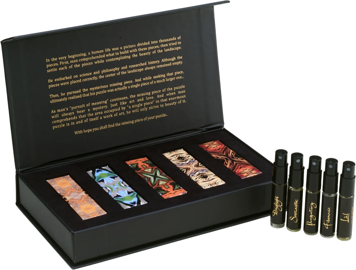 Açık Discovery Set kutusu ve beş 2.5 ml şişe